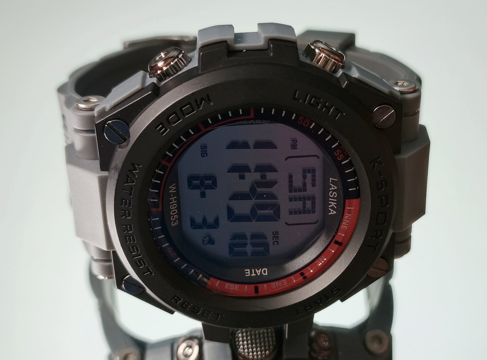 LASIKA K-Sport Digital Watch – LED Light, Date, Day, Alarm & Stopwatch