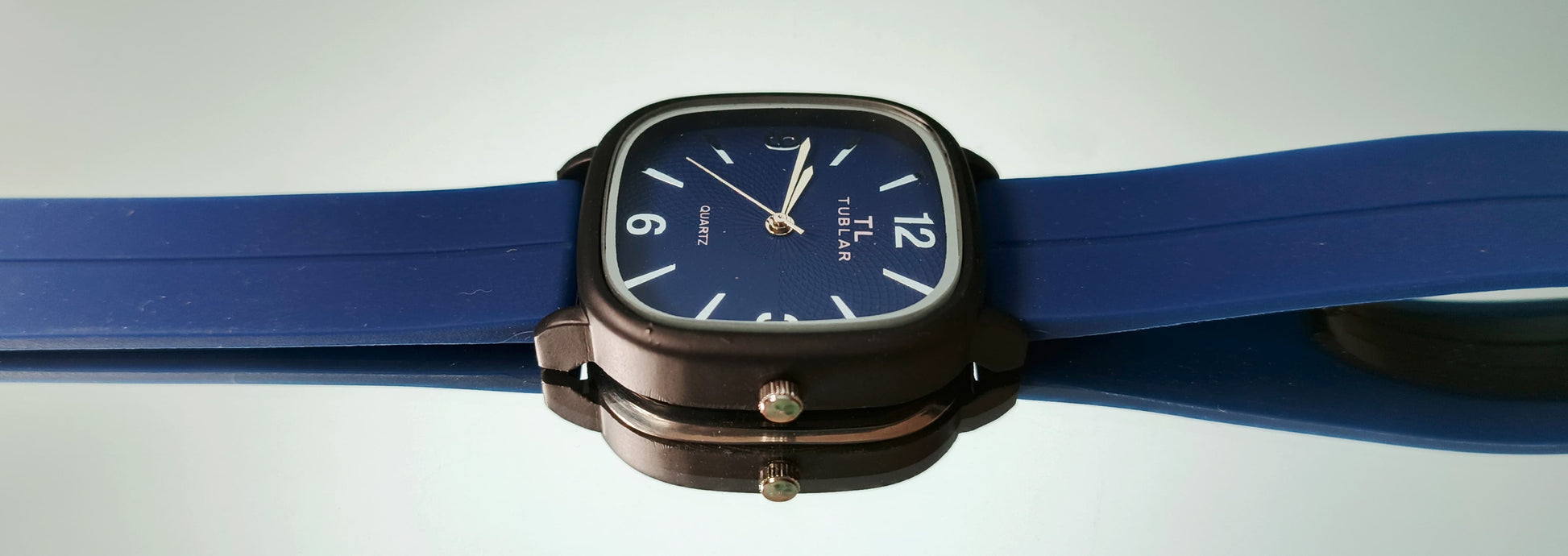 Tabular Quartz Watch – Black, Brown, Blue & Grey | Rubber Strap with Magnetic Lock