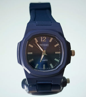 Toshi Analog Sports-Style Watch – Classic Dial with Durable Rubber Strap