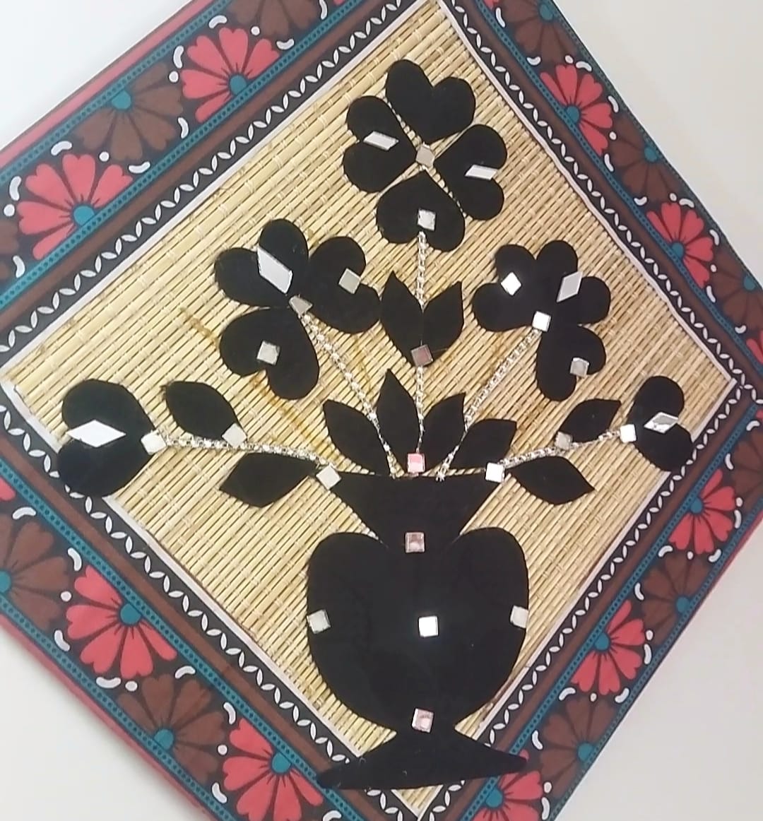 Handcrafted Appliqué Bamboo Wall Hanging