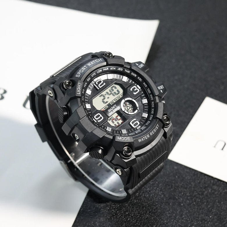 High Quality Men Round Outdoor Sports Waterproof Watch With Male Digital Display New Strap Type