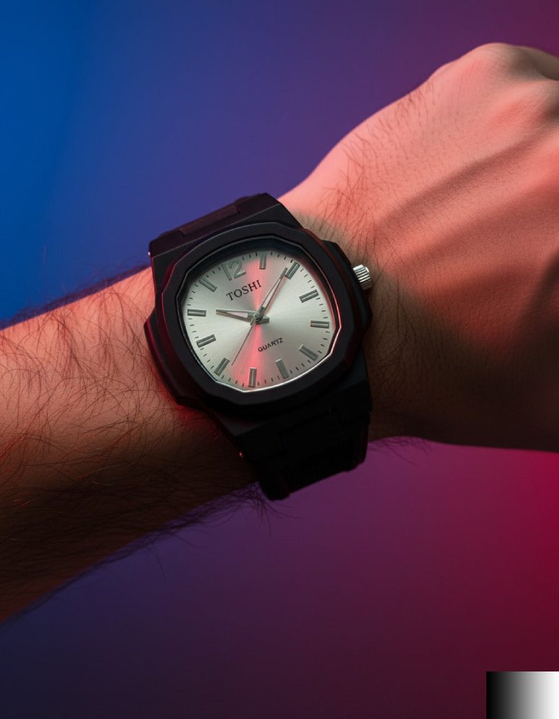 Toshi Analog Sports-Style Watch – Classic Dial with Durable Rubber Strap